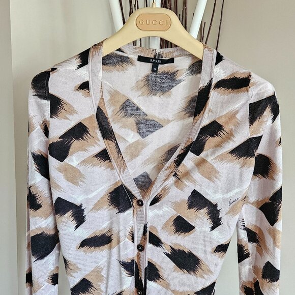 Gucci Women's Patterned Cardigan in Black and Tan - Picture 2 of 9